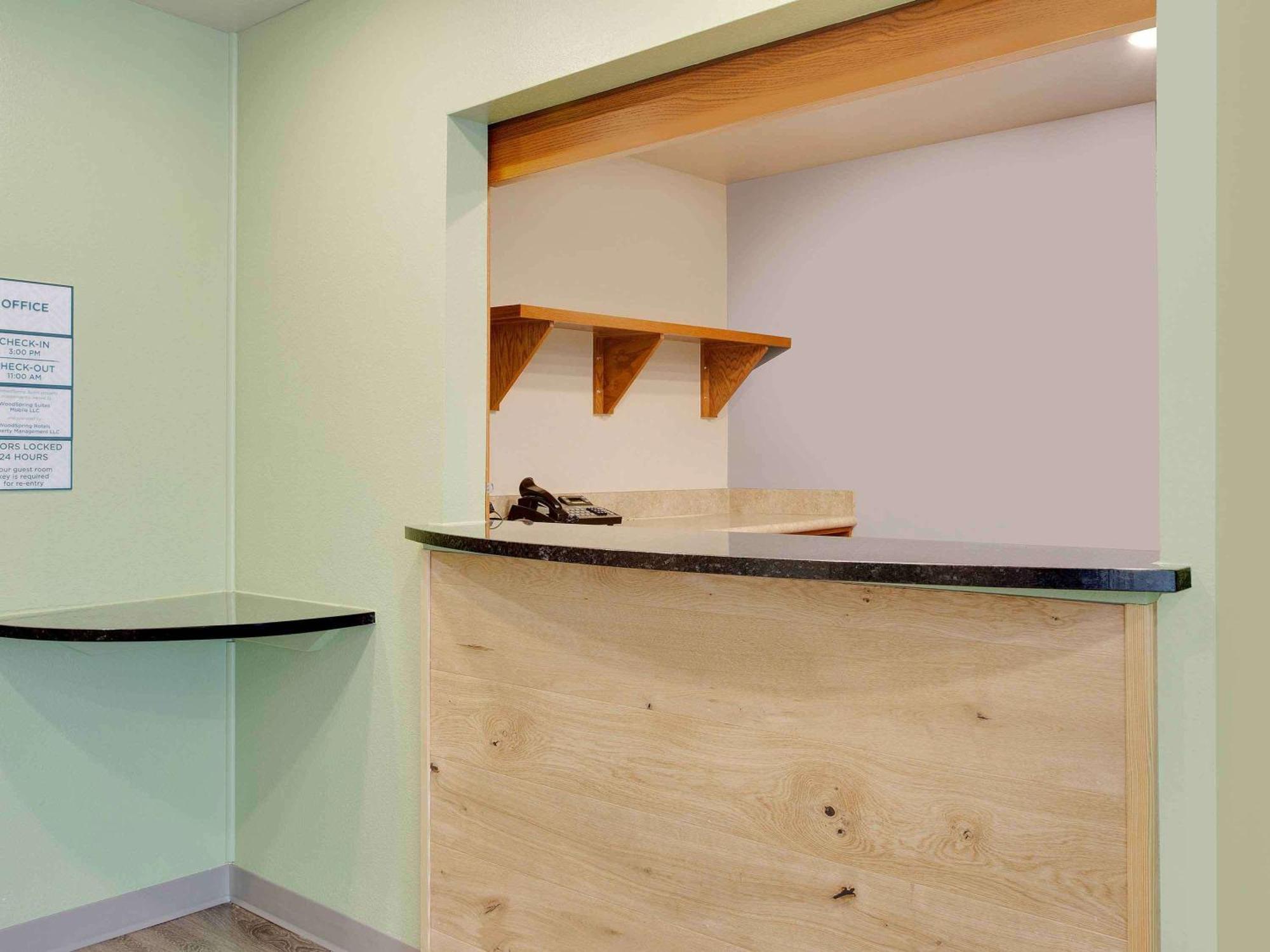 Extended Stay America Select Suites - Mobile - I-65 Экстерьер фото